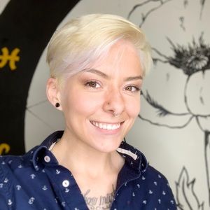 Meet your Posher, Lexi